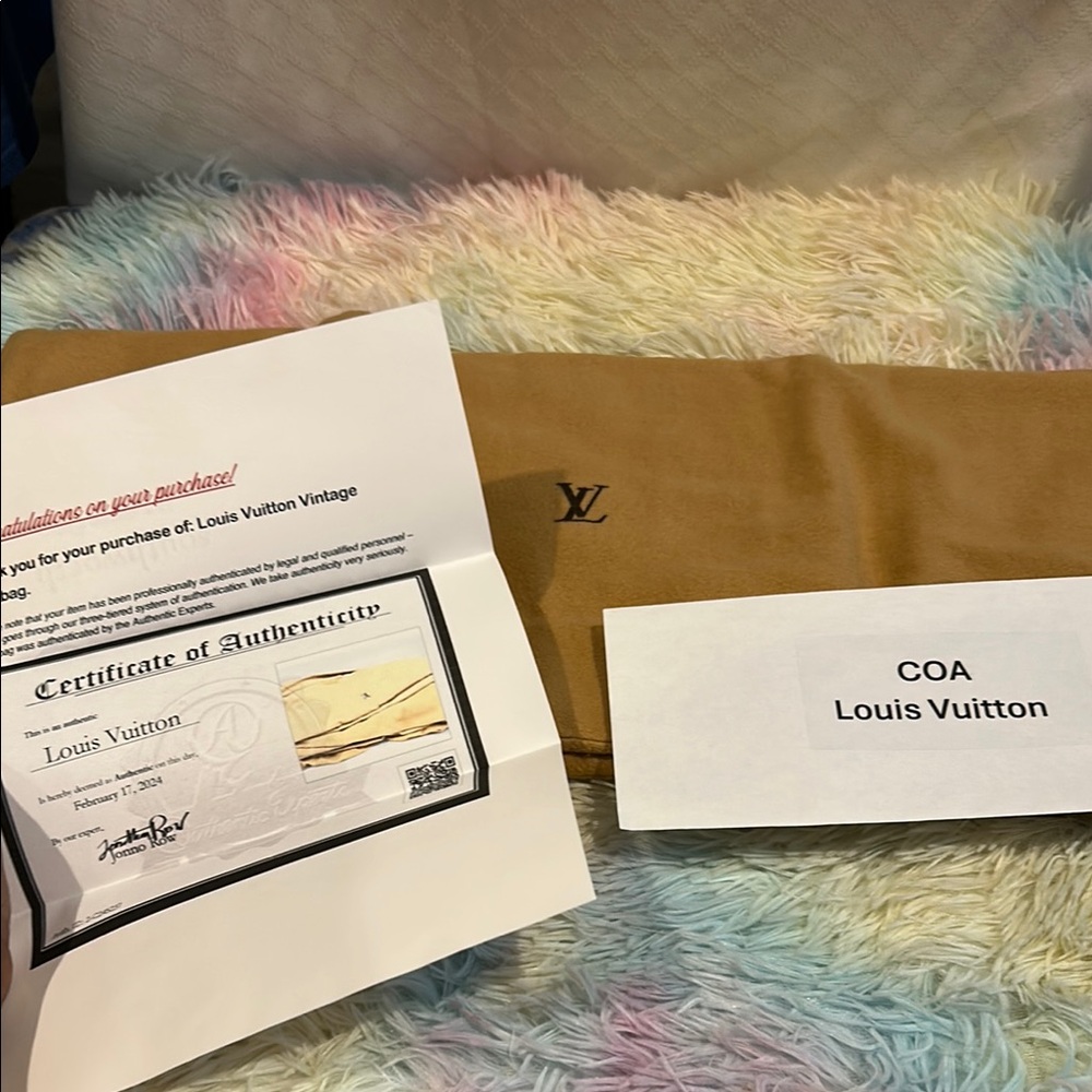 Louis Vuitton Tan Dust bag with COA , Salvatore Ferragamo and Tory Burch DB - Picture 10 of 14